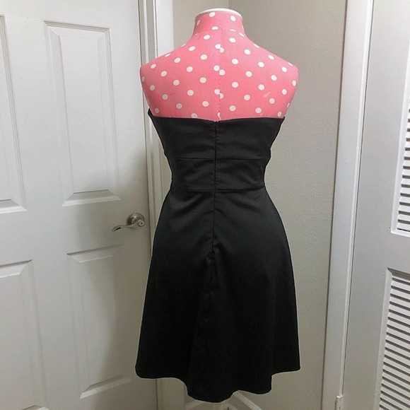 WHBM V-Cut Strapless Fit & Flare Cocktail Dress - Picture 4 of 8